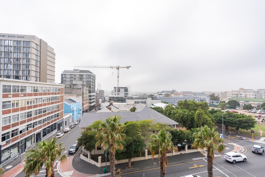 To Let commercial Property for Rent in Gardens Western Cape